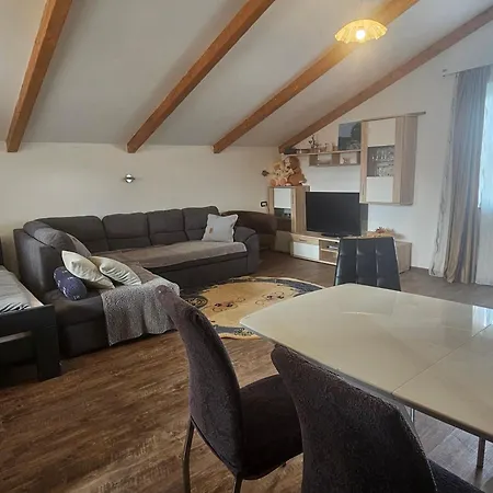 Seherzada Apartment Pula