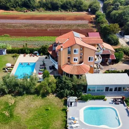 Apartamento Seherzada Pula