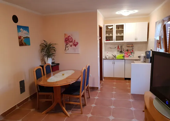 Seherzada Πούλα