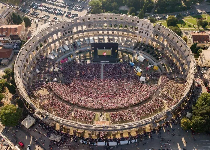 Seherzada Πούλα