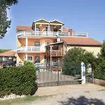 公寓 赛和扎达公寓