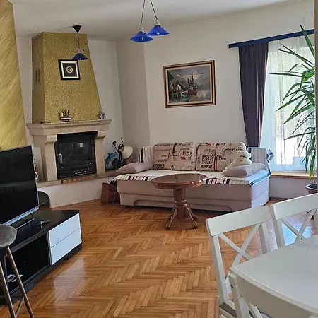 Seherzada Apartamento Pula