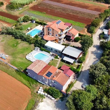Apartament Seherzada *
