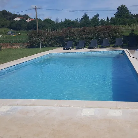 Seherzada Apartamento Pula